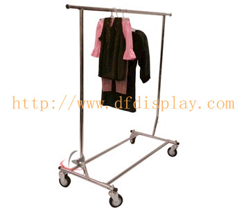 CL041M CLOTHING DISPLAY WITH WHEELS